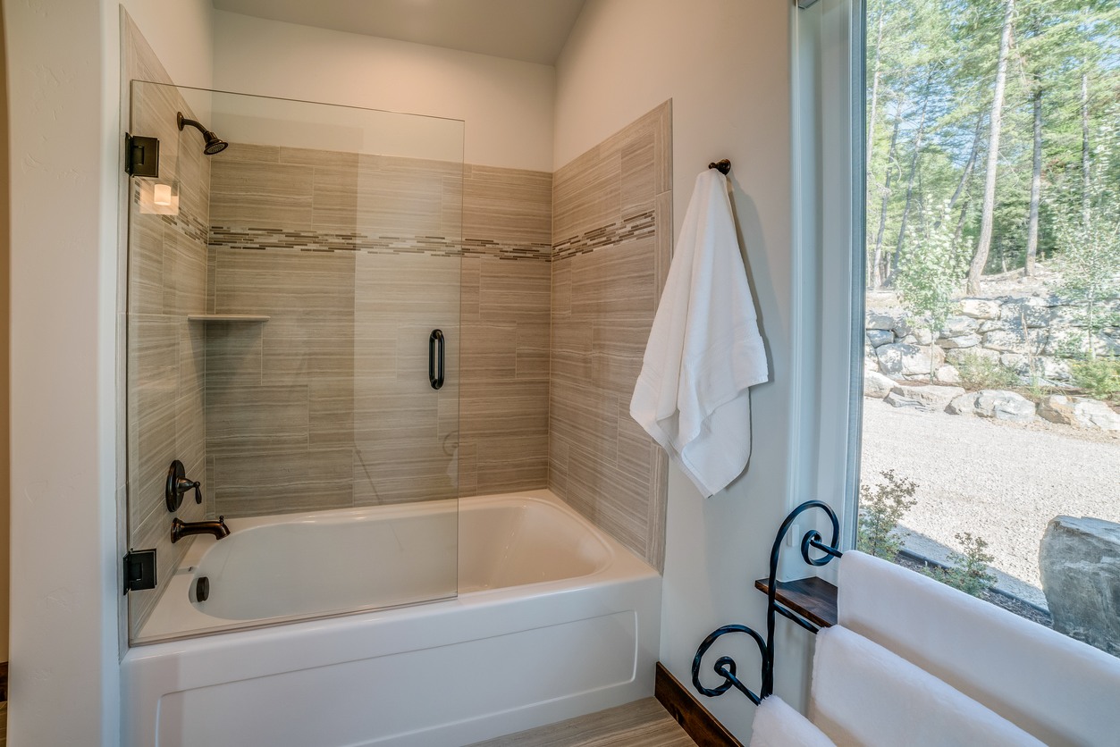 Shower & Tub Installation in St. Augustine